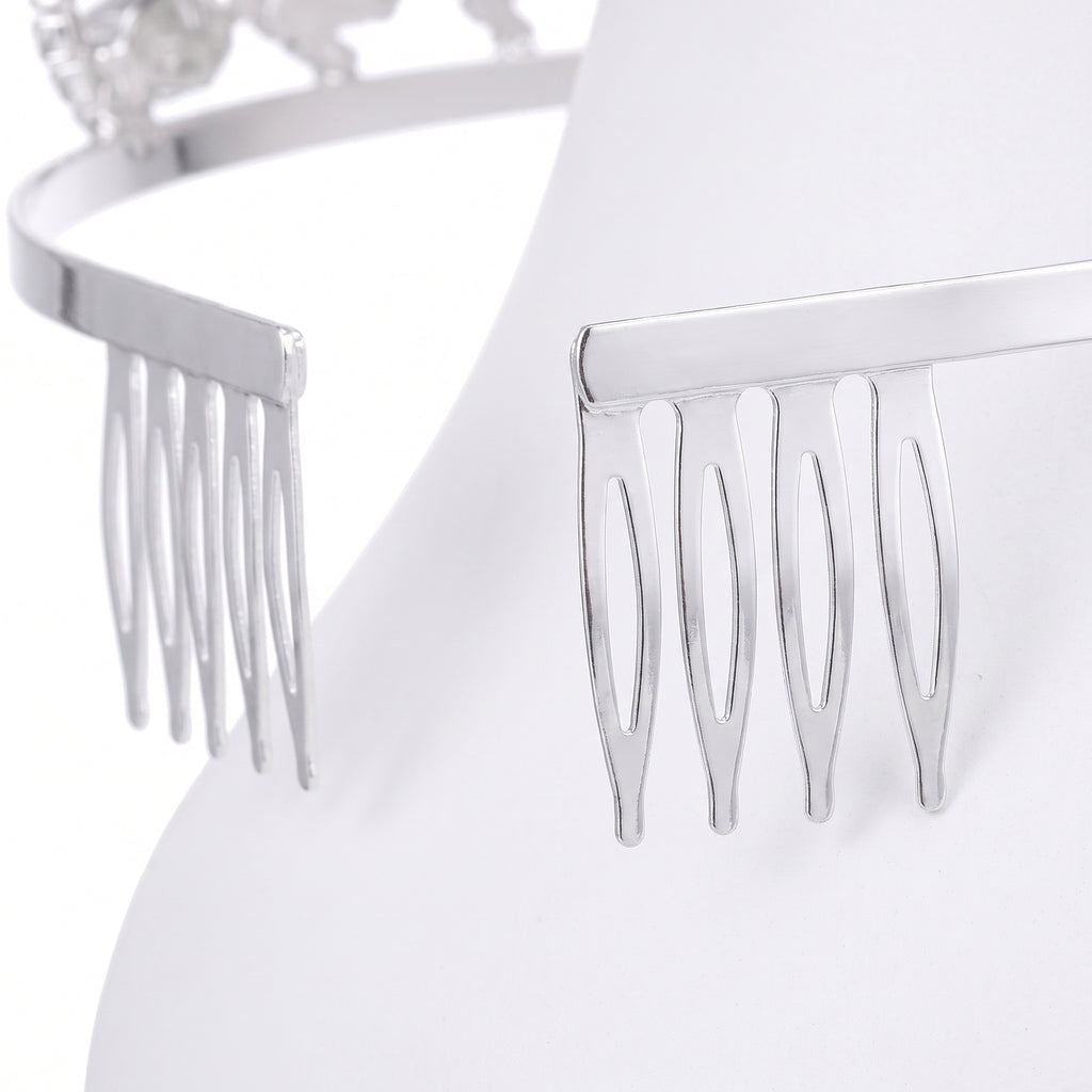 Close up of the tiara's grip combs